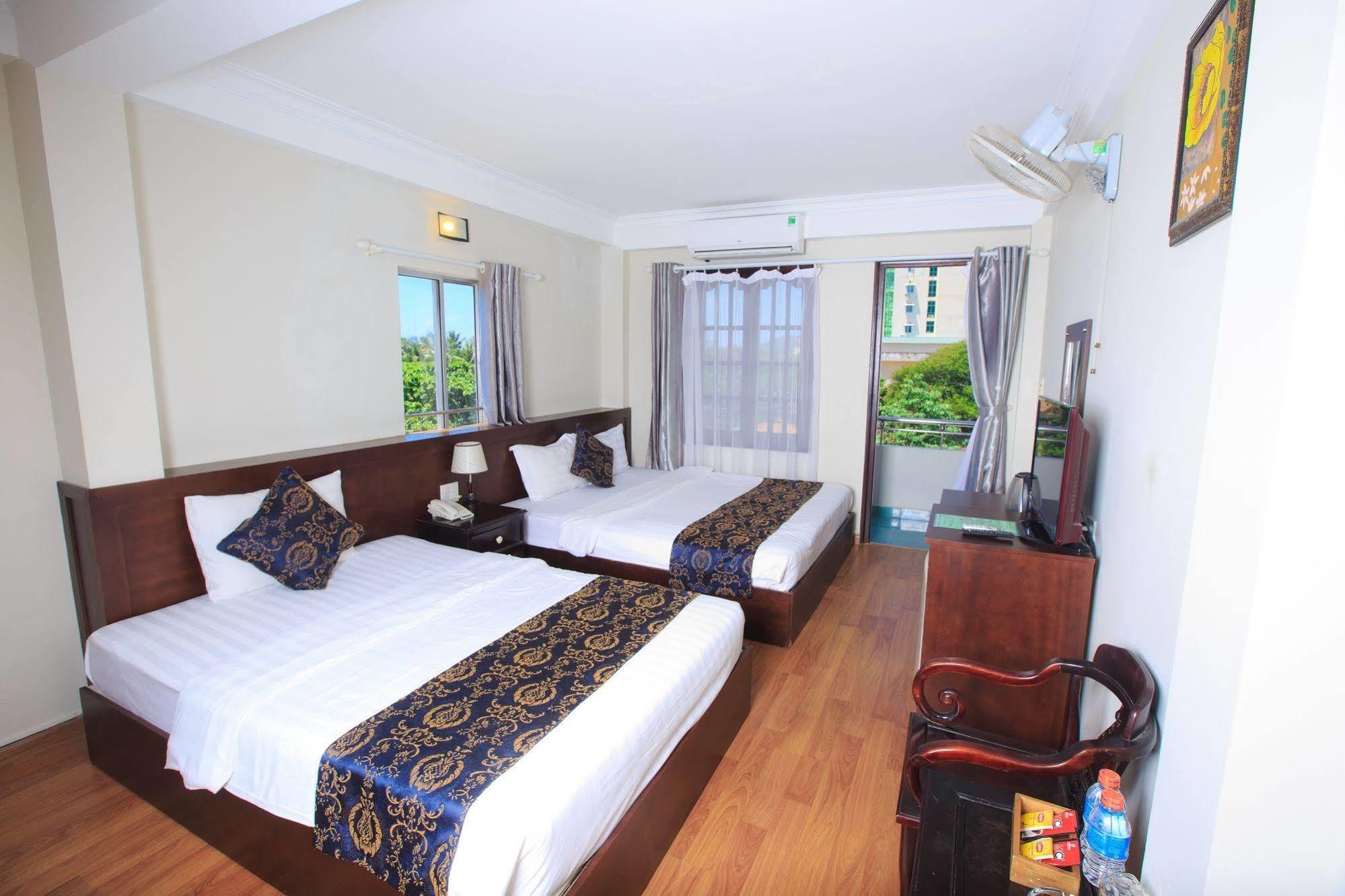 Pho Bien Hotel Nha Trang Buitenkant foto