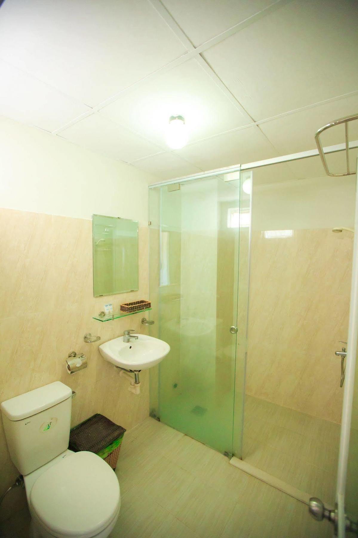 Pho Bien Hotel Nha Trang Buitenkant foto