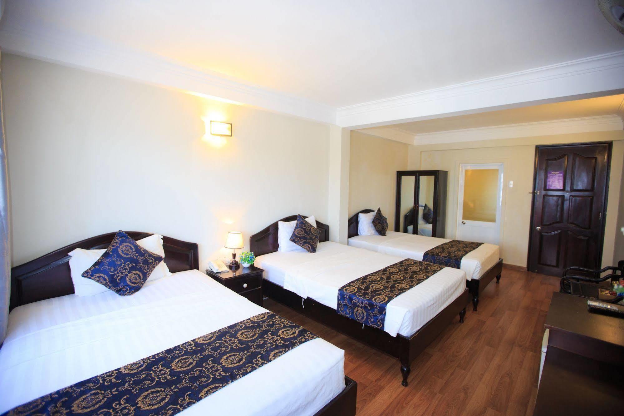 Pho Bien Hotel Nha Trang Buitenkant foto